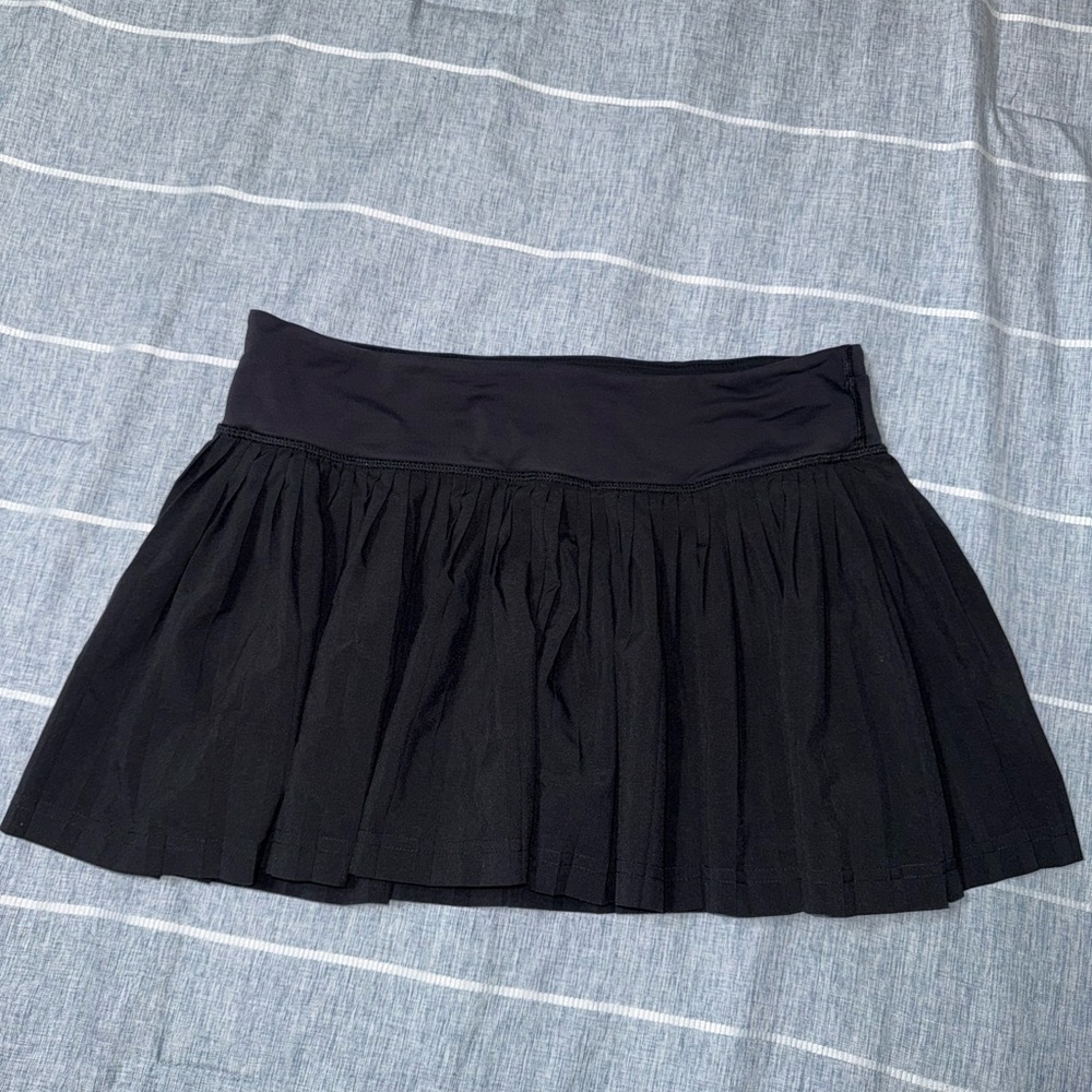 Lululemon Womens SZ 6 Pleat To Street Black Pleated Mini Skirt Skort II - Picture 4 of 9